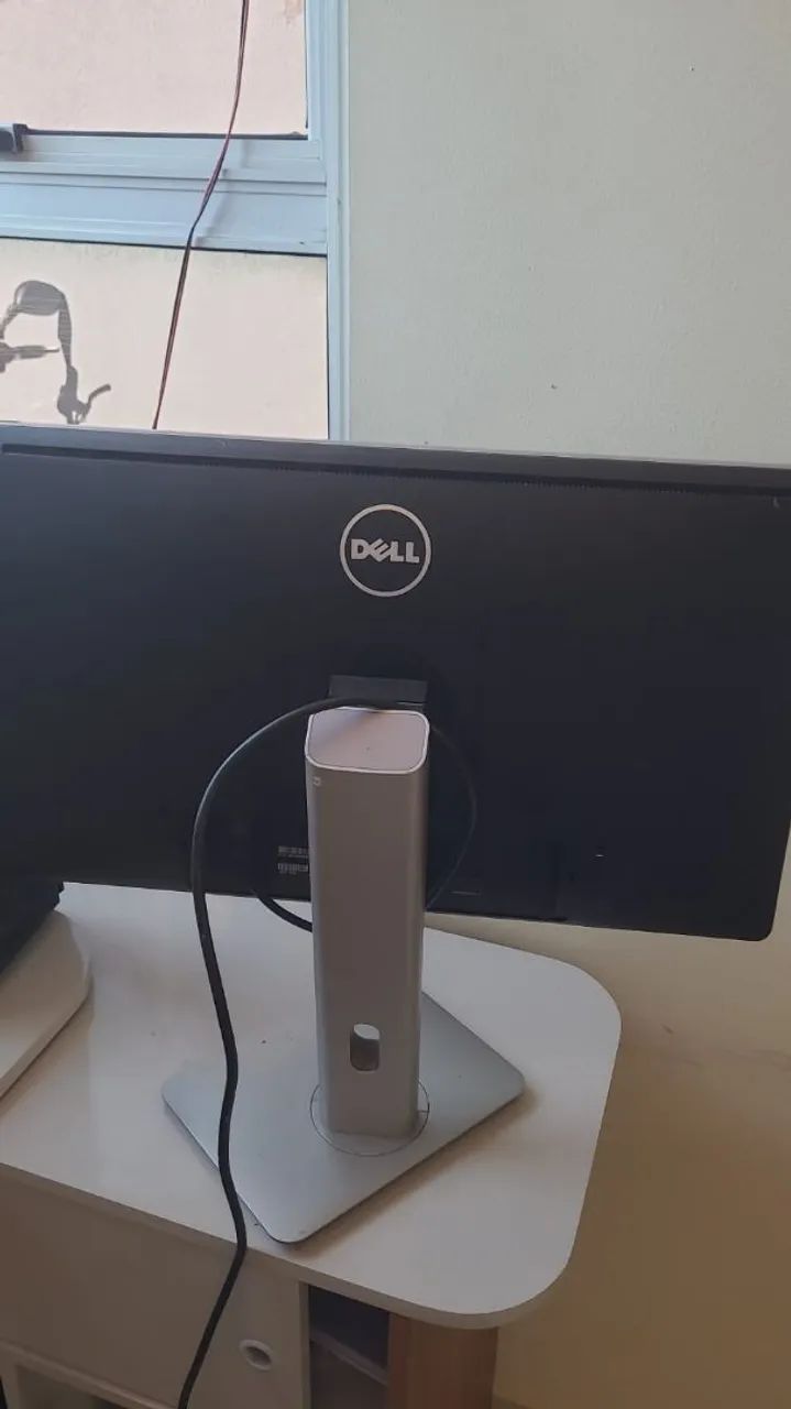 Monitor DELL