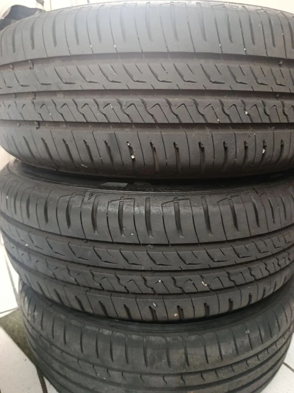 Rodas do Peugeot 307 aro 15 original grafite em ótimo estado de conservação sem soudas  - Foto 5