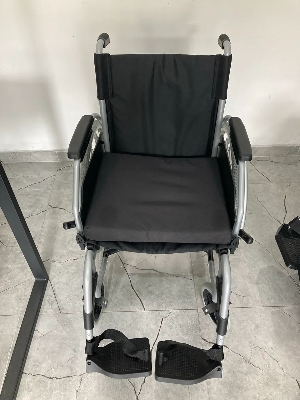 Cadeira de rodas  - Foto 2