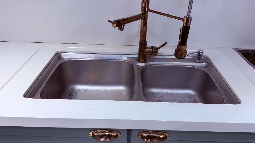 Bancada de cozinha e área de serviço - Foto 5