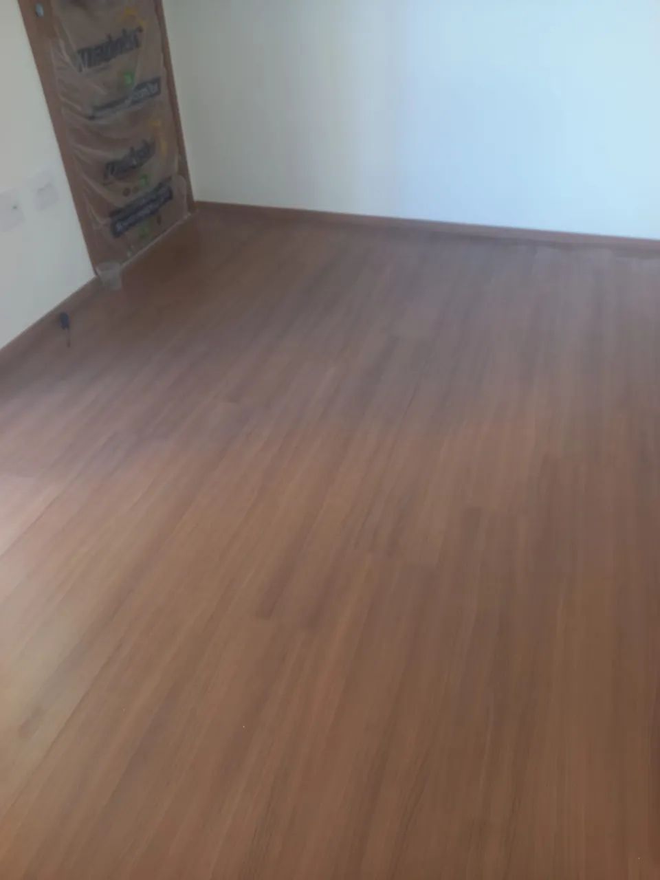Piso laminado 422992454563276801