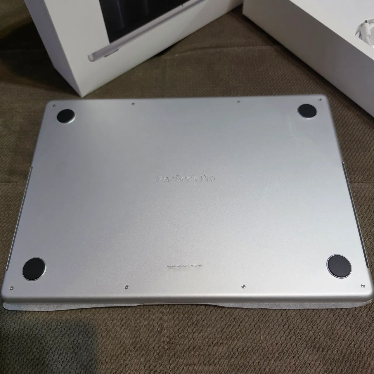 MacBook Pro M5 Pro 2026 24 GB 1TB 14' - Foto 5