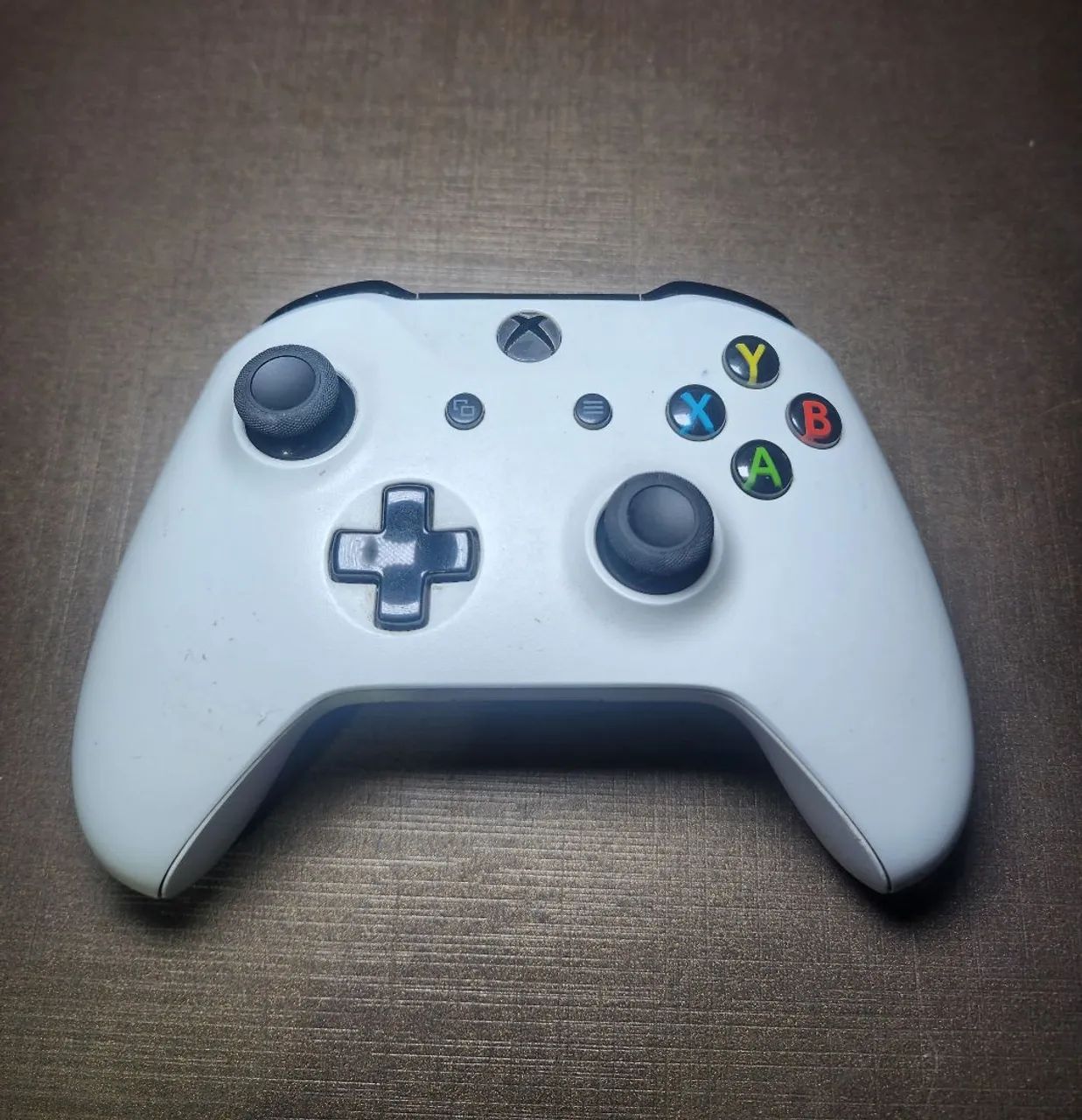 CONTROLE XBOX ONE (compatível com Smart Tv)