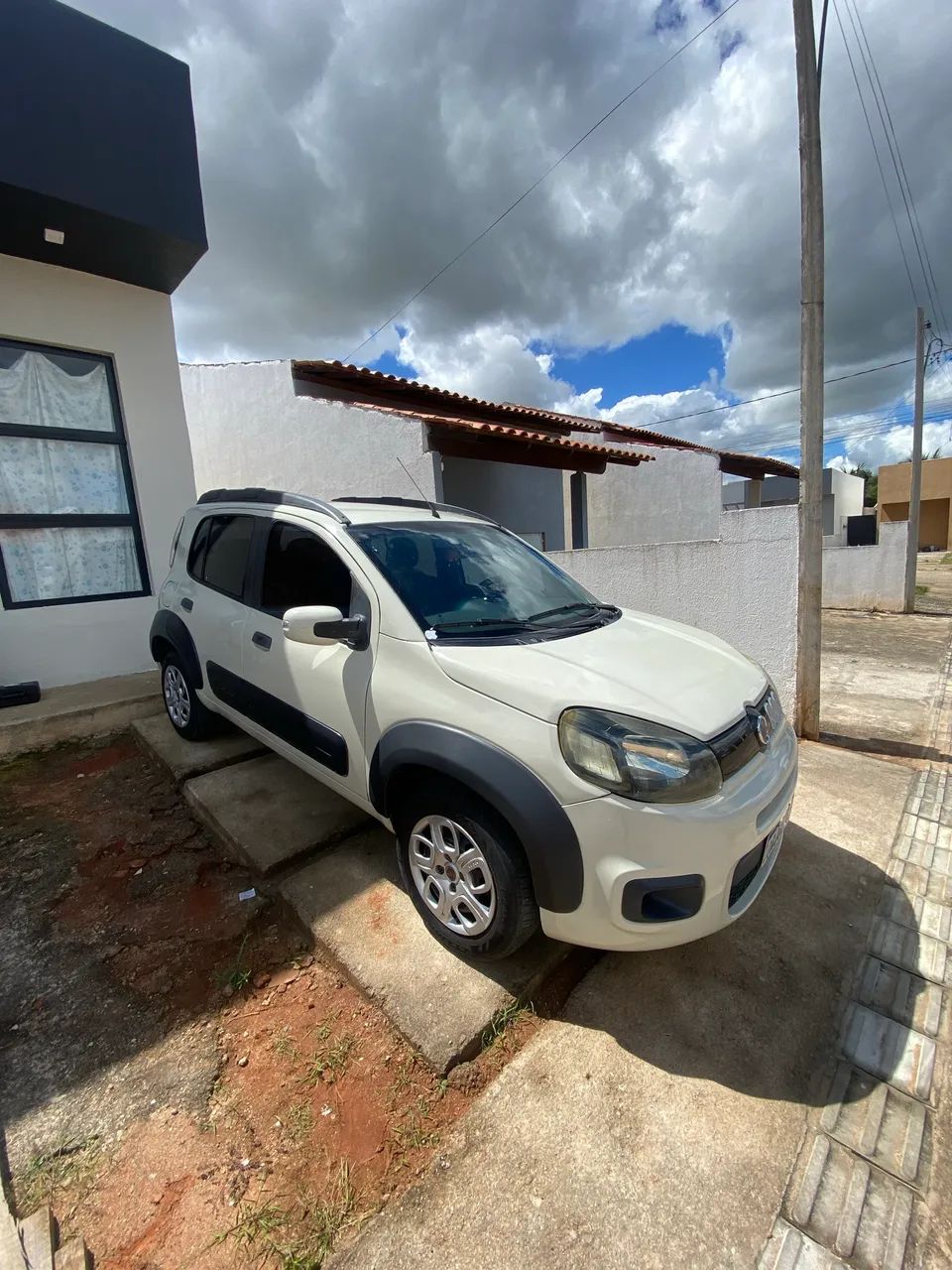 Fiat Uno WAY Celeb. 1.0 EVO Fire Flex 8V 5P 2015 - Foto 2
