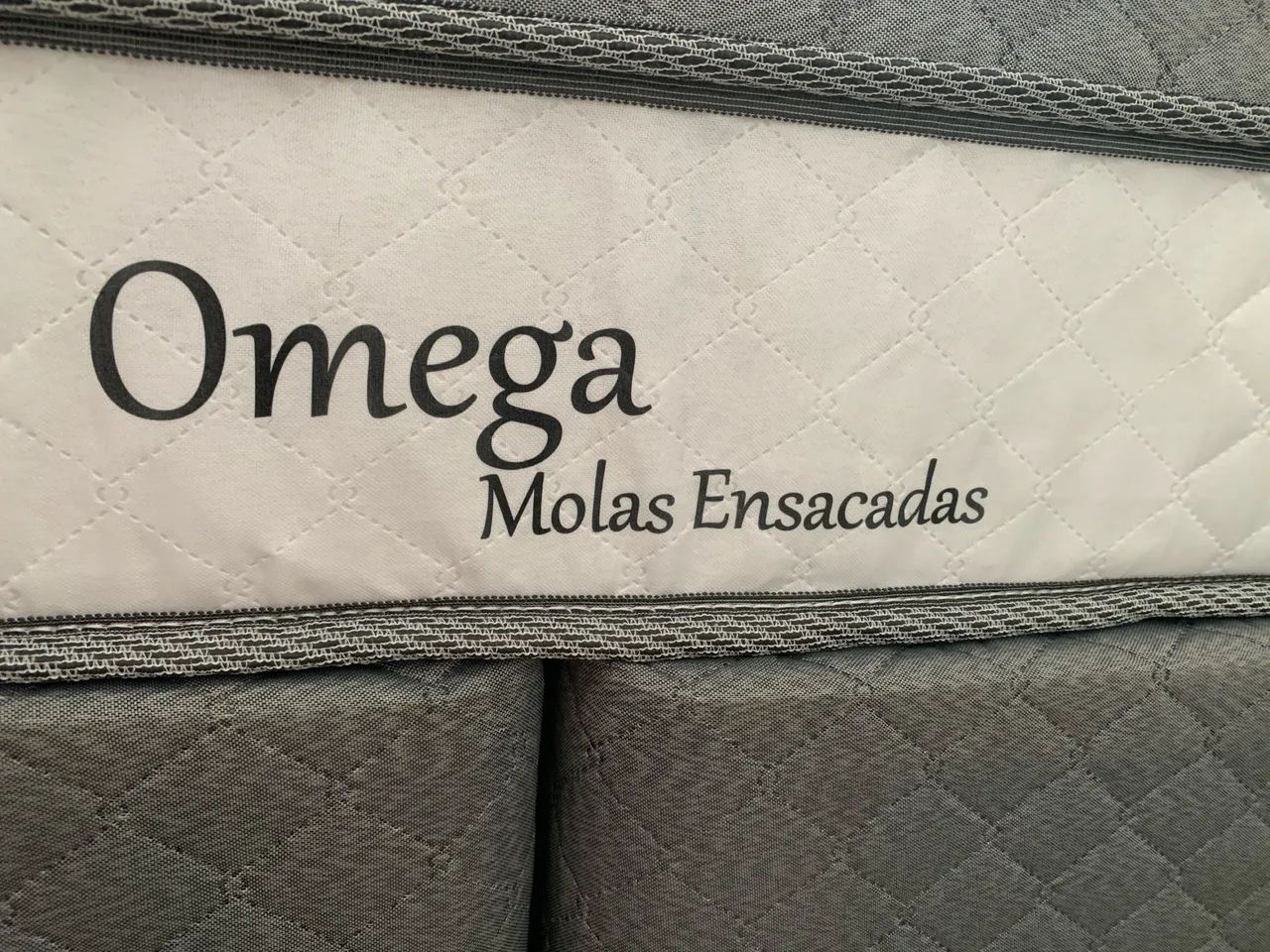 Cama box queen size 