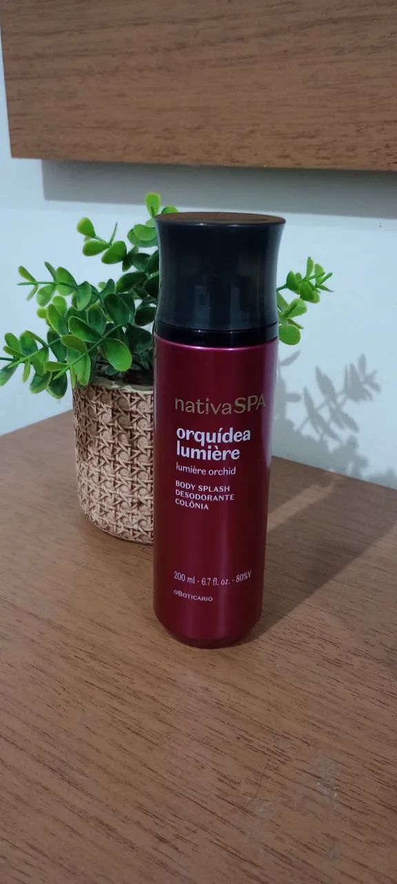 Perfume a pronta entrega.