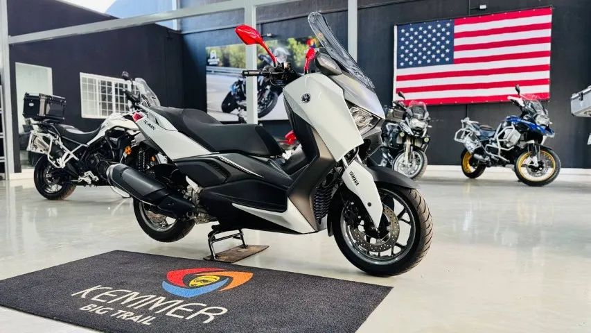  Yamaha X Max 300 Connected  - Foto 4