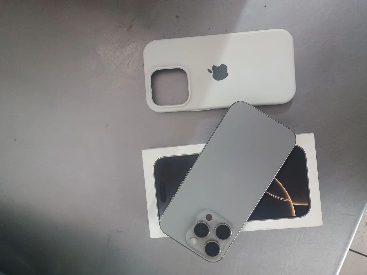 Vendo iPhone 16 pro novo  - Foto 3