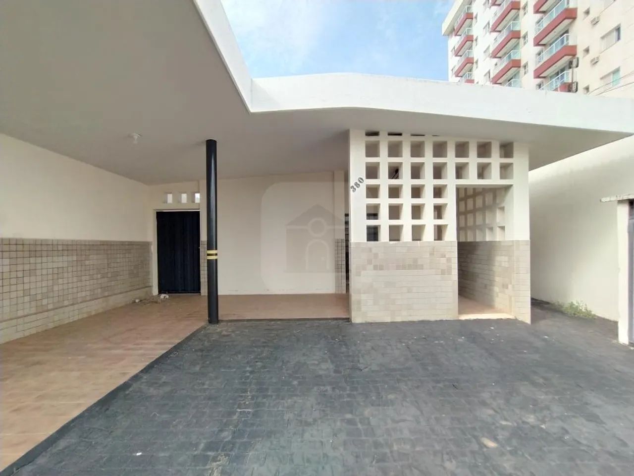 Casa comercial para locação no bairro Centro - Foto 2