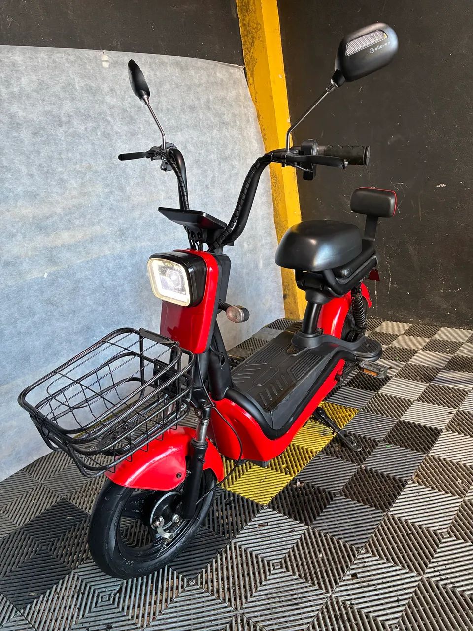 Vendo lindas Scooters elétricas - Foto 2