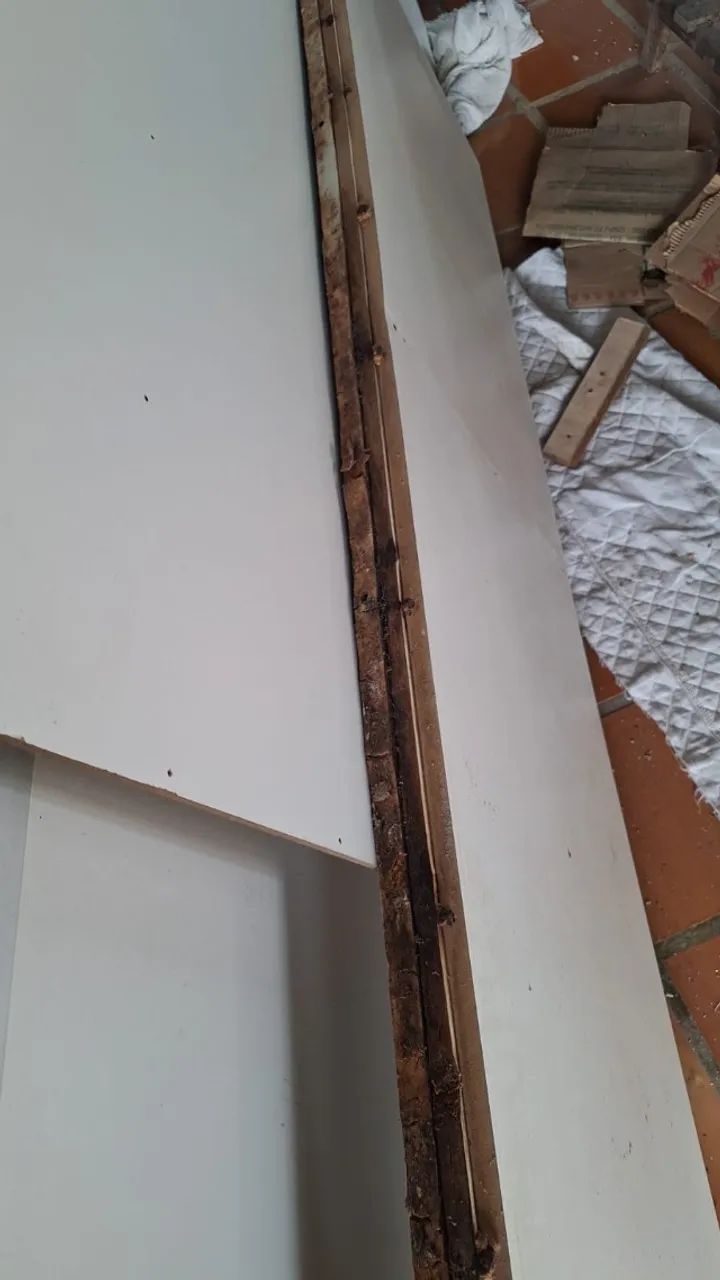 Vendo guarda roupa de casal com espelhos MDF