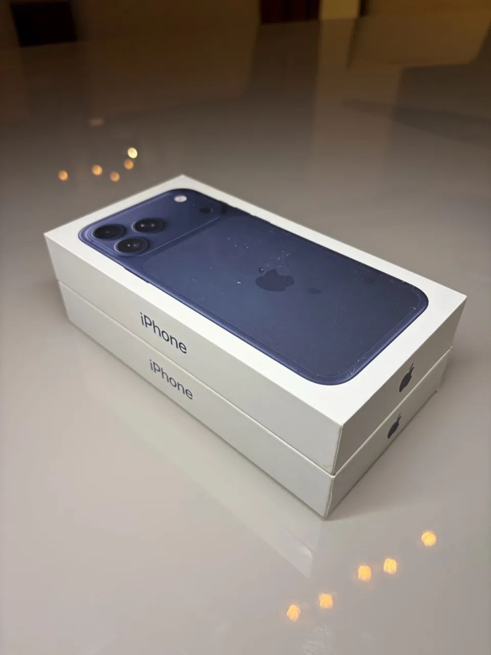 iPhone 17 Pro Max 256GB Deep Blue/Azul - LACRADO - Celulares e