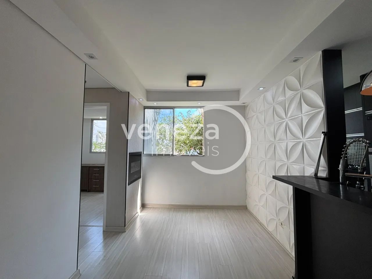 Apartamento para alugar no Edifício Spazio Leopoldina, Londrina - Foto 2