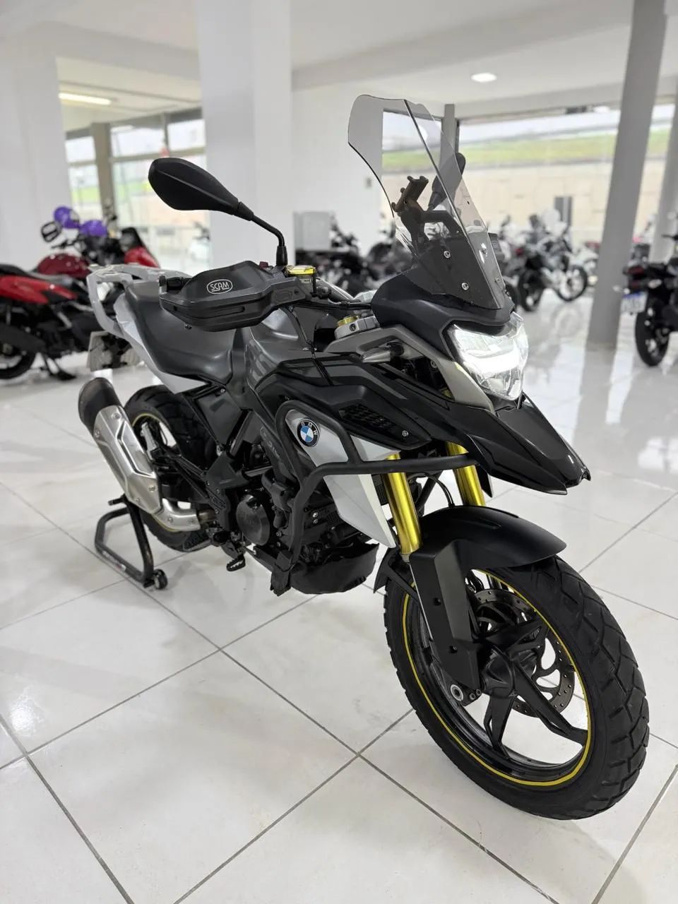G 310 GS