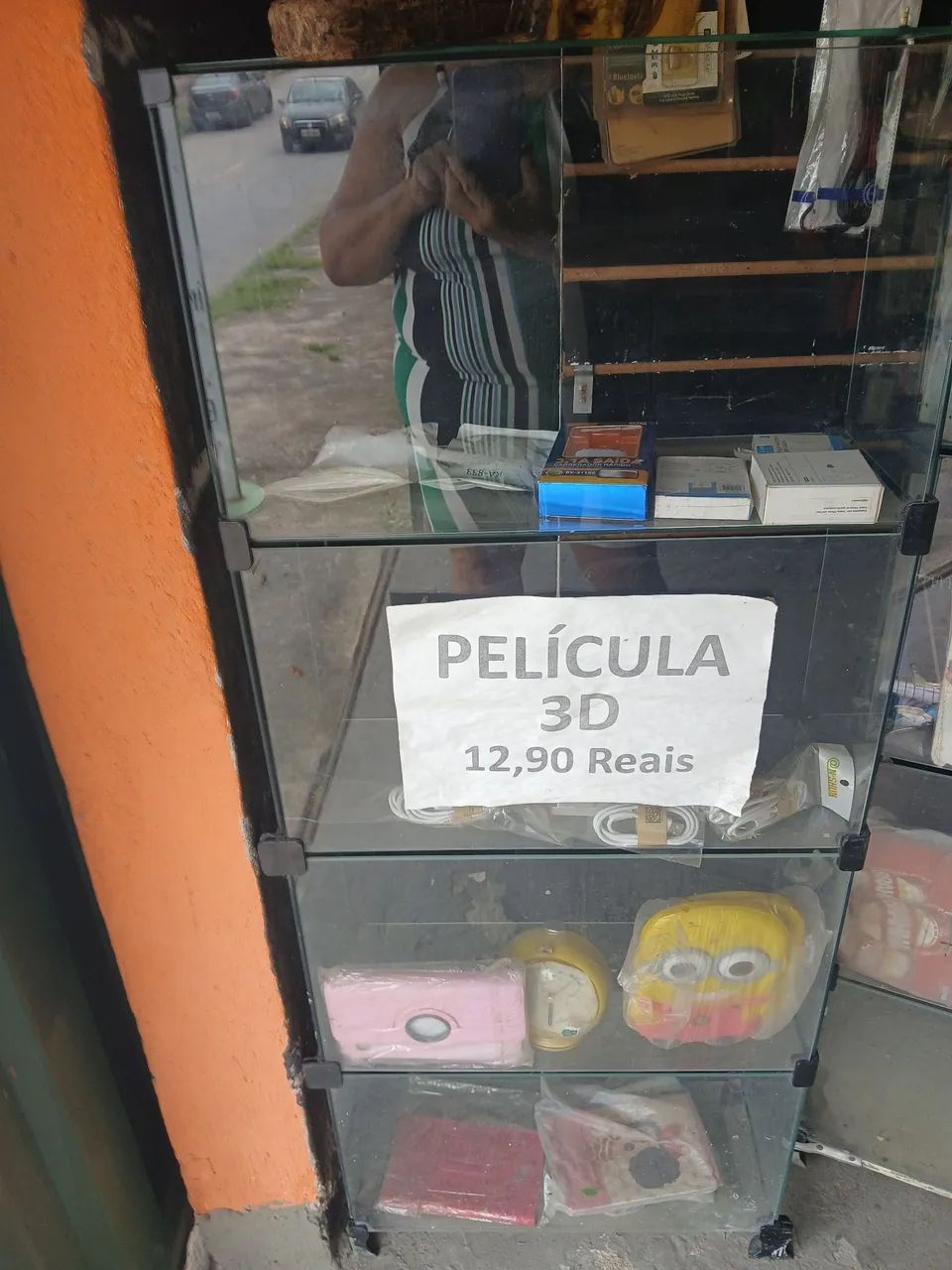 Vitrine para lojas  tamanhos 30/40/1.2m e 60/30/1.2m e 50/30/2m