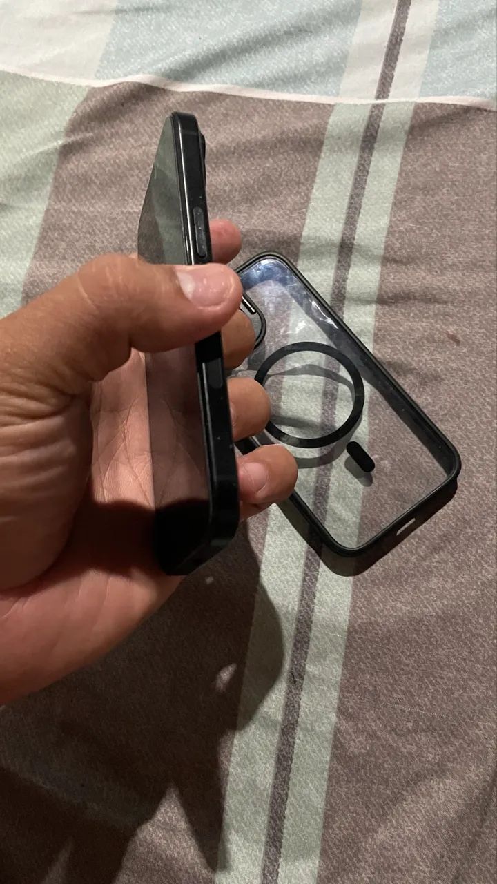iPhone 15  - Foto 2