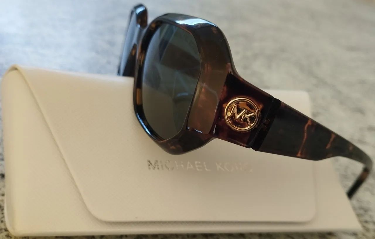 Óculos de sol Michael Kors feminino. - Foto 3