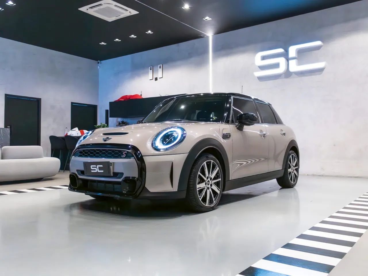 Mini Cooper S 2.0 Turbo 16V 5P Aut. 2024