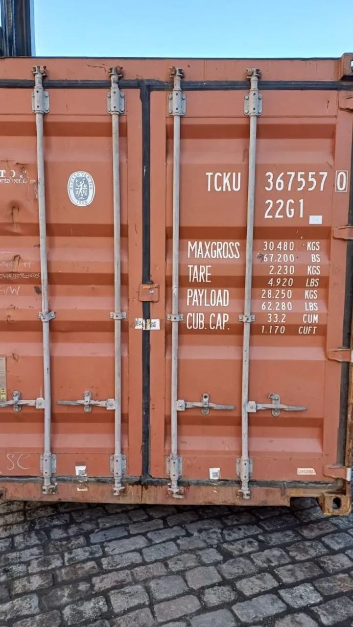 Vendo container em ótimo estado 