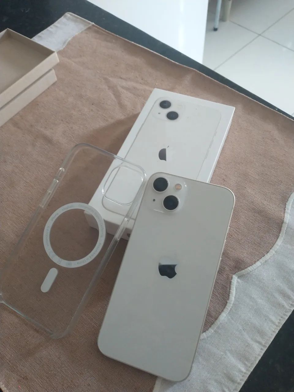 iPhone 13
