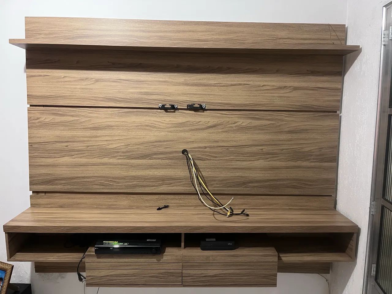 Painel para tv.até 65?