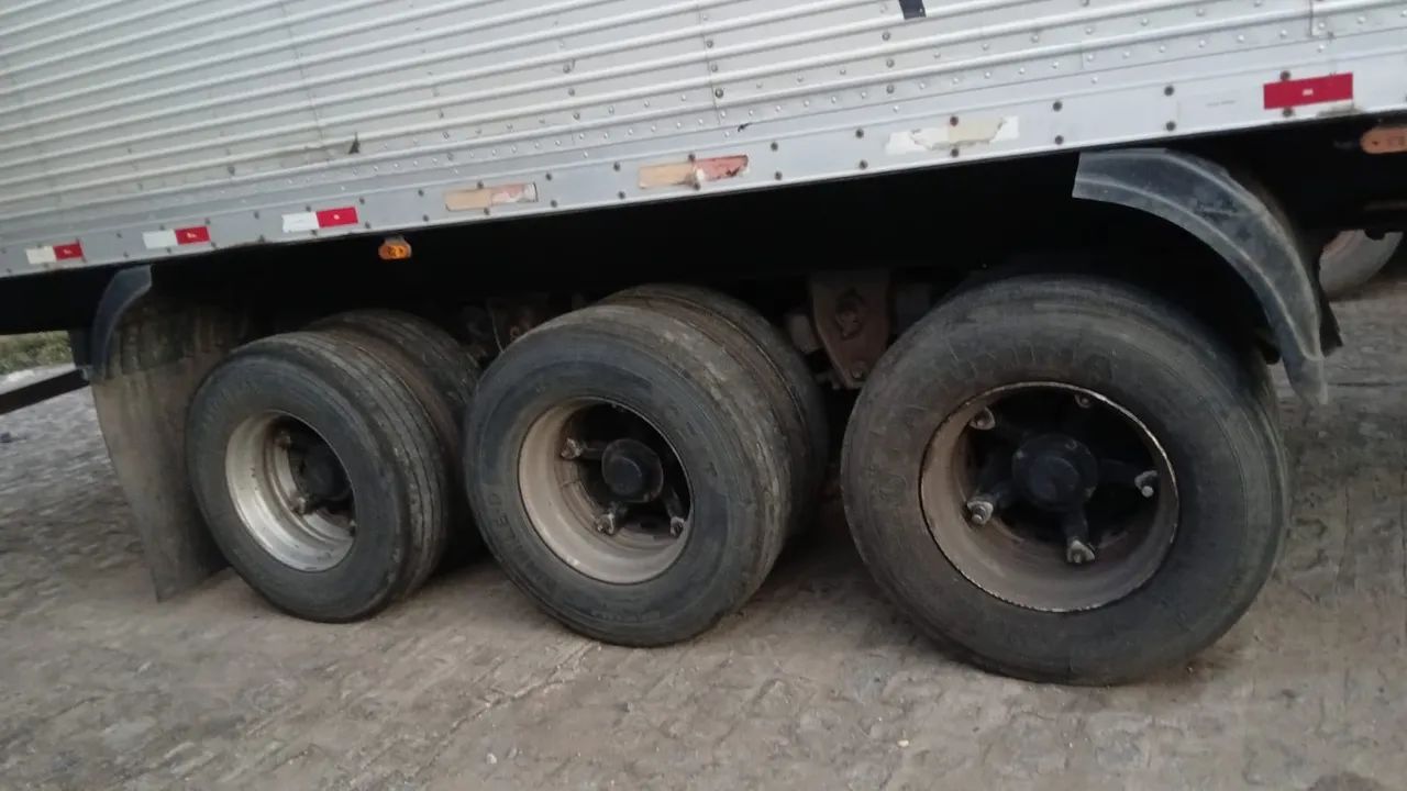 Vendo carreta Scania 2011 - Foto 3