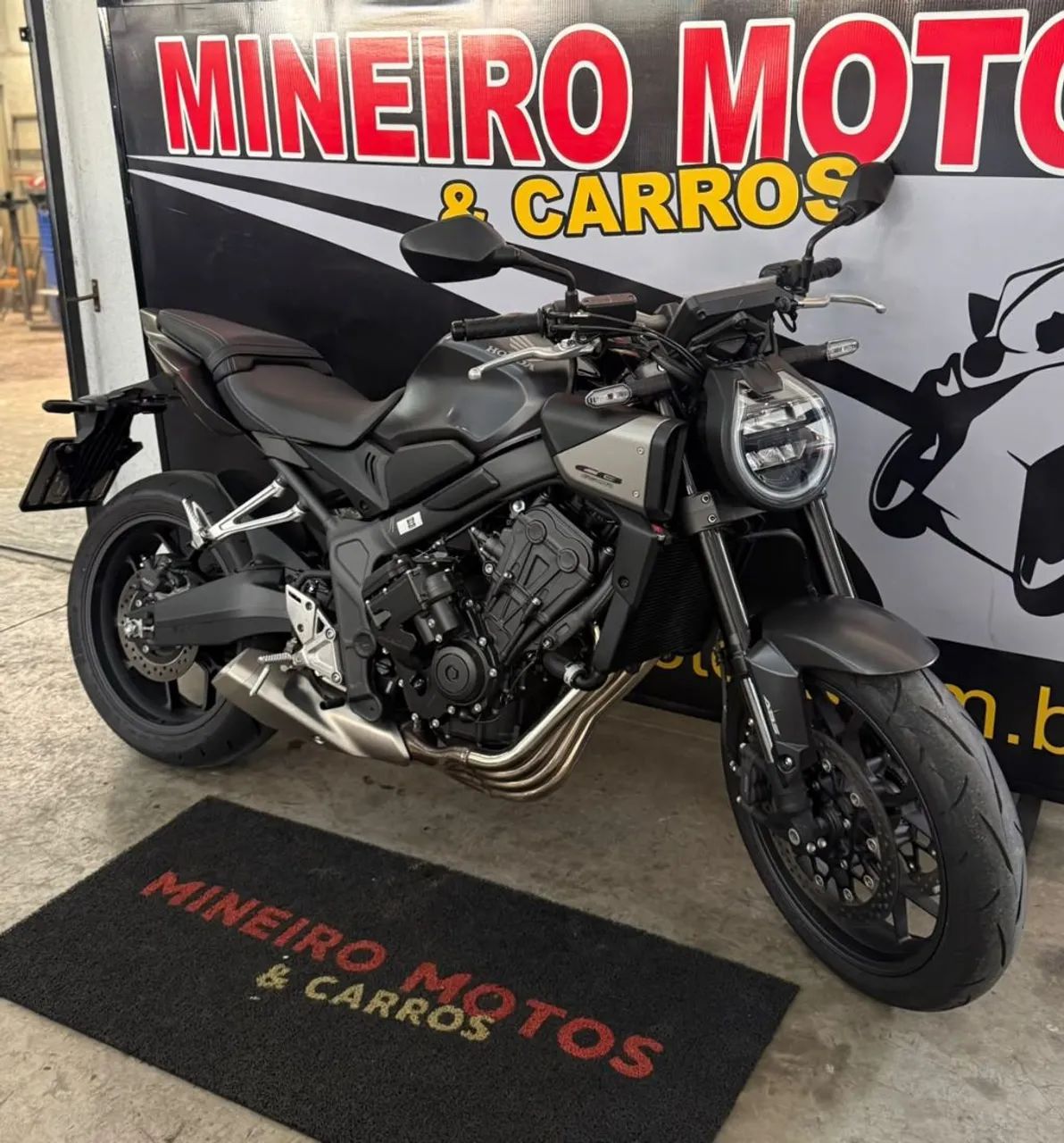 CB 650R E-Clutch - Foto 2