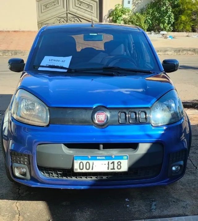 Fiat Uno UNO SPORTING Dualogic 1.4 EVO Flex 8V 4p 2015