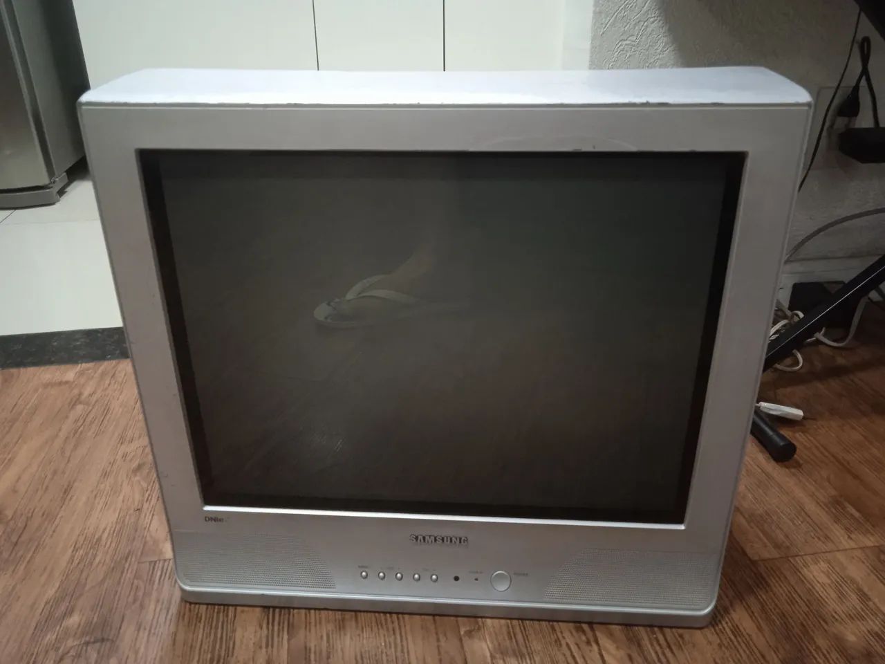 TV tubo Samsung tela plana 21 polegadas funcionando  <br><br> - Foto 2