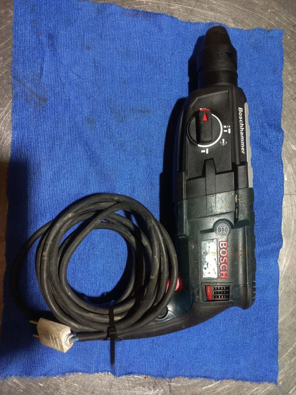 Martelete 2kg Bosch profissional seminovo