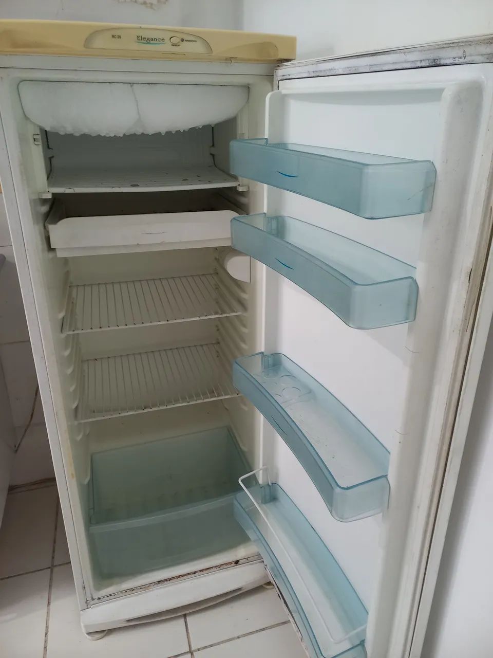 Vendo geladeira Continental - Foto 3