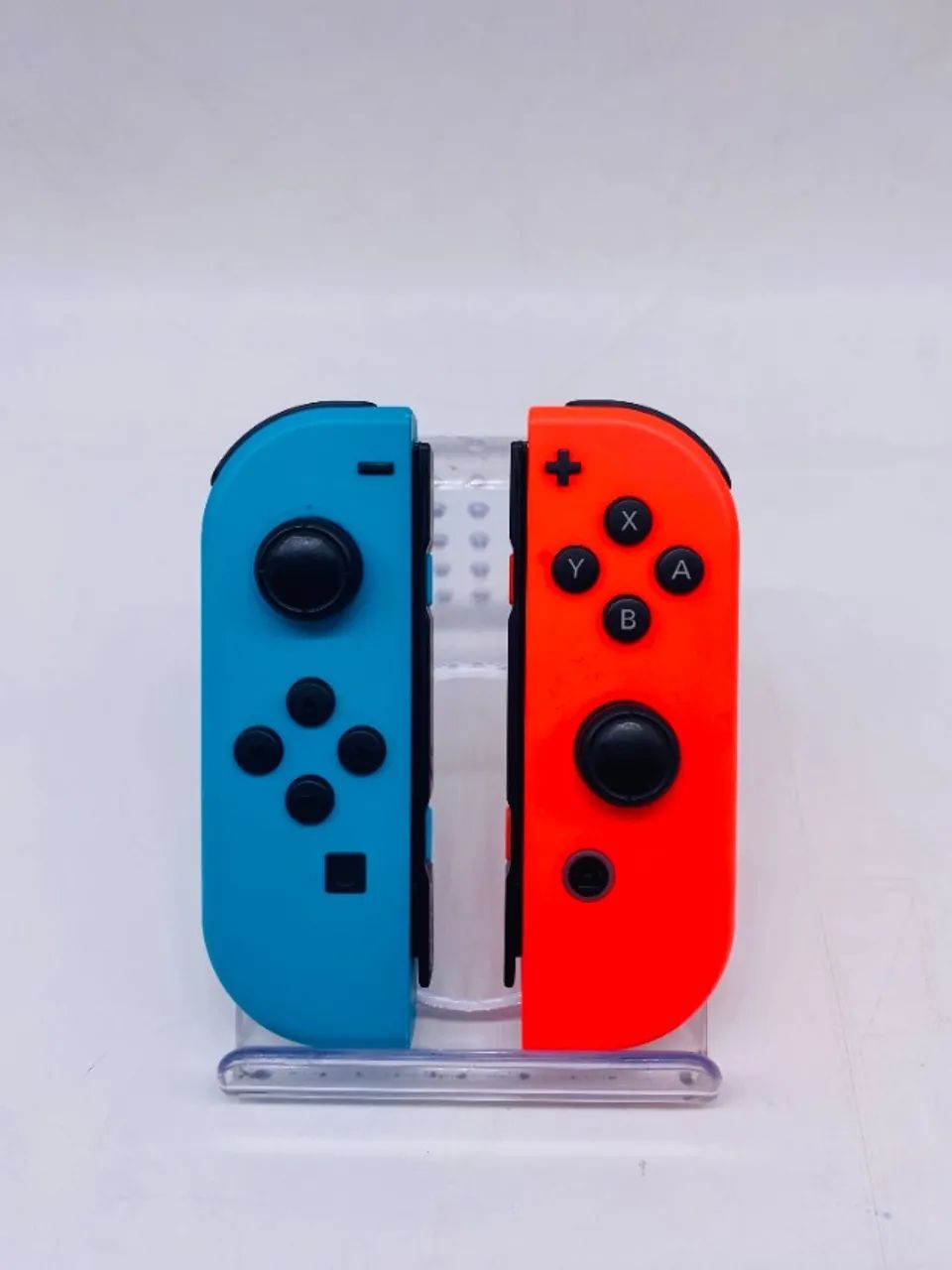 Nintendo Switch Core Neon Usado + Maleta Usada - Foto 4