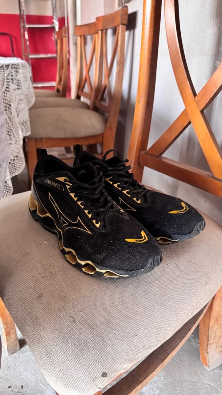 Mizuno Wave Prophecy 11 preto e dourado - Foto 3