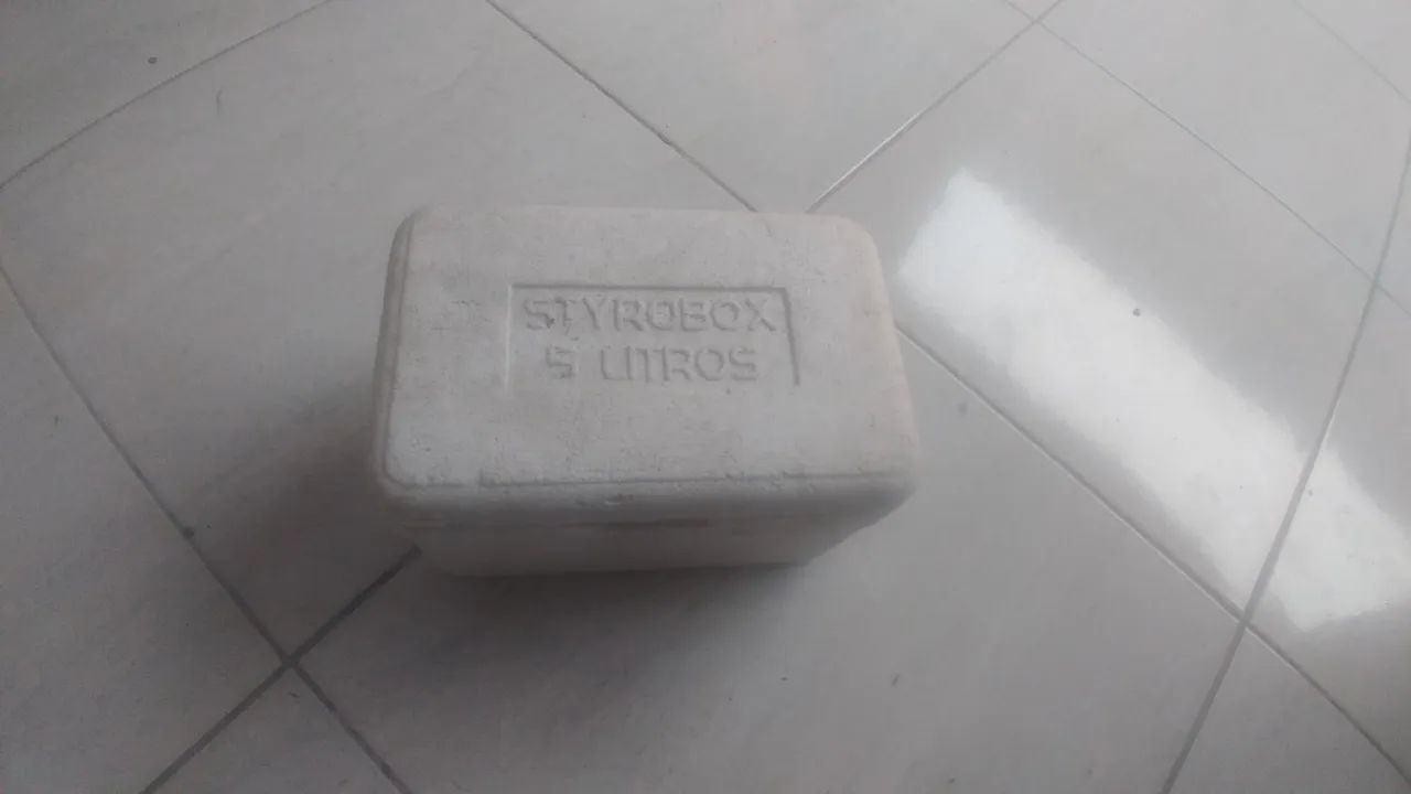 Caixa de isopor 5 litros 