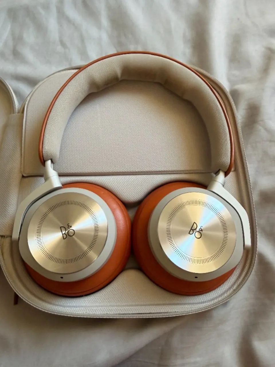 Fone de ouvido Bang & Olufsen BEOPLAY HX Bluetooth - Fones de