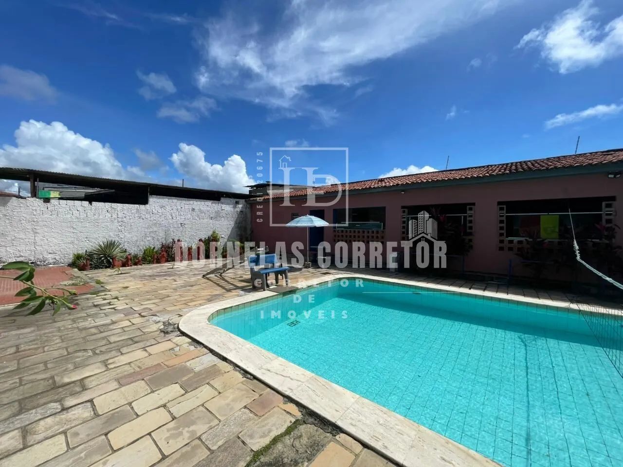 CASA AMPLA COM ÁREA GOURMET, PISCINA E CASA EXTRA - Foto 2