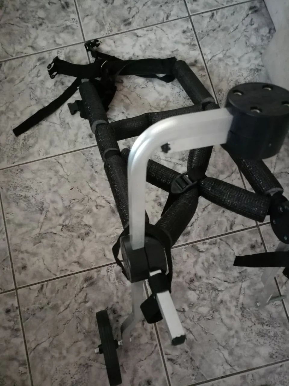 Cadeira de rodas para cachorro  - Foto 2
