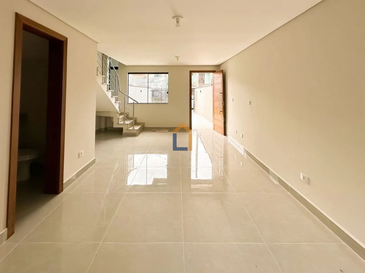 Sobrado com 3 quartos com ótimos acabamentos - Foto 3