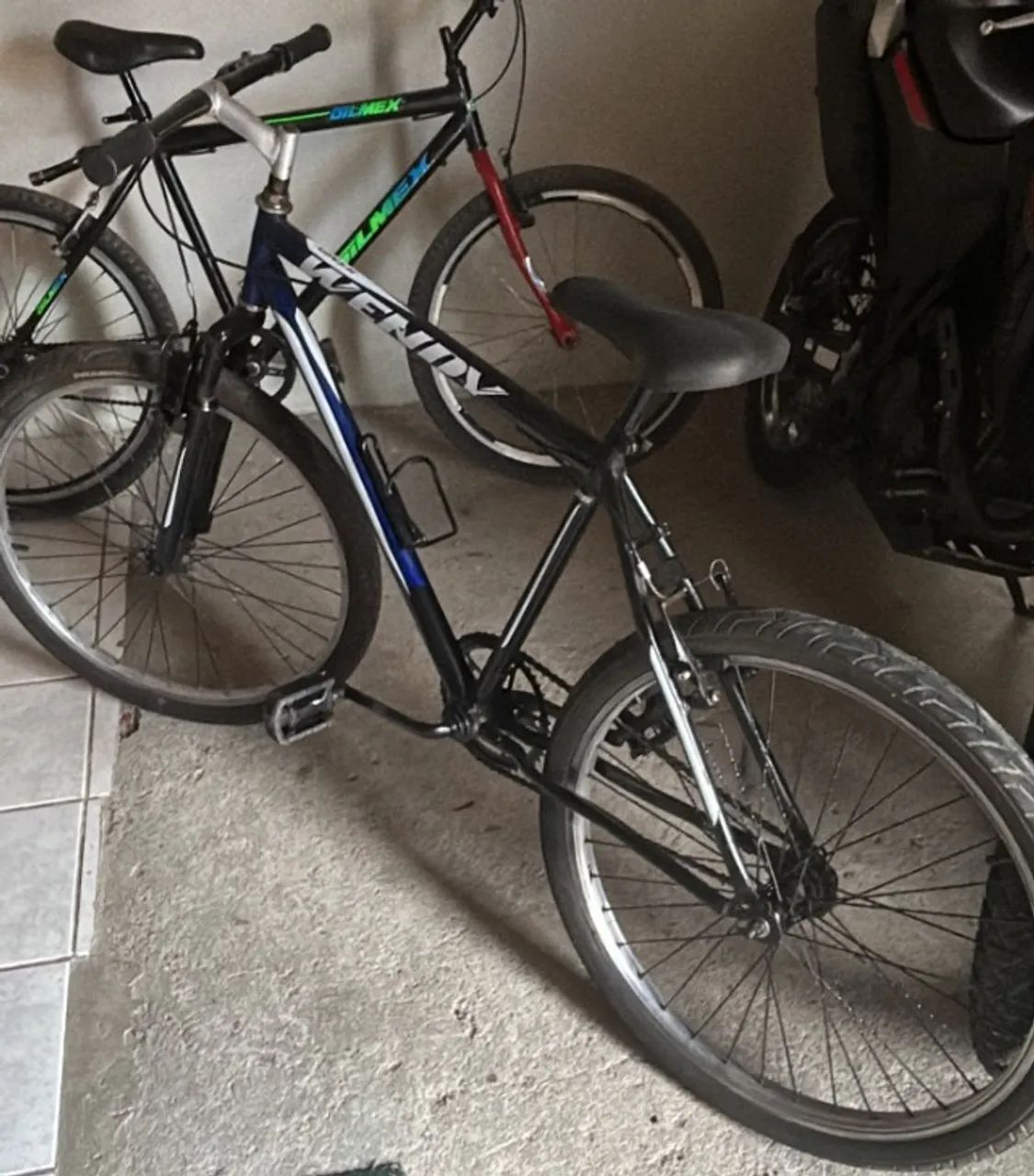 Bicicleta aro 26 semi nova - Foto 2