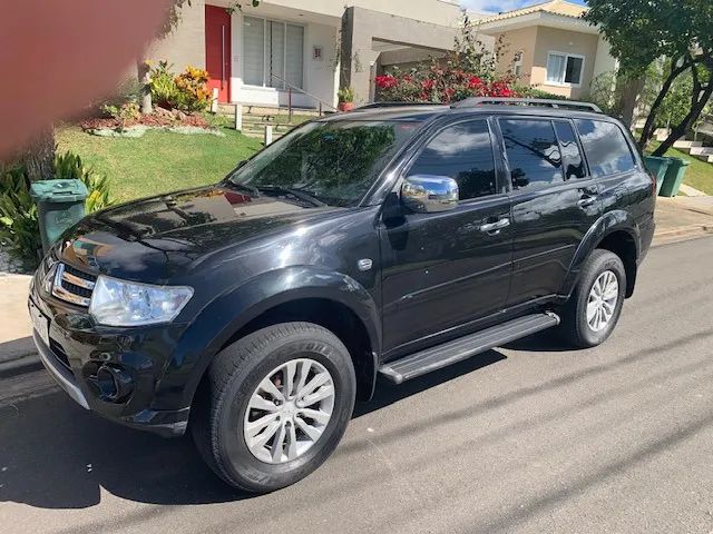 Mitsubishi Pajero Pajero HPE 3.2 4x4 T.I. Dies. 5p Aut. 2016