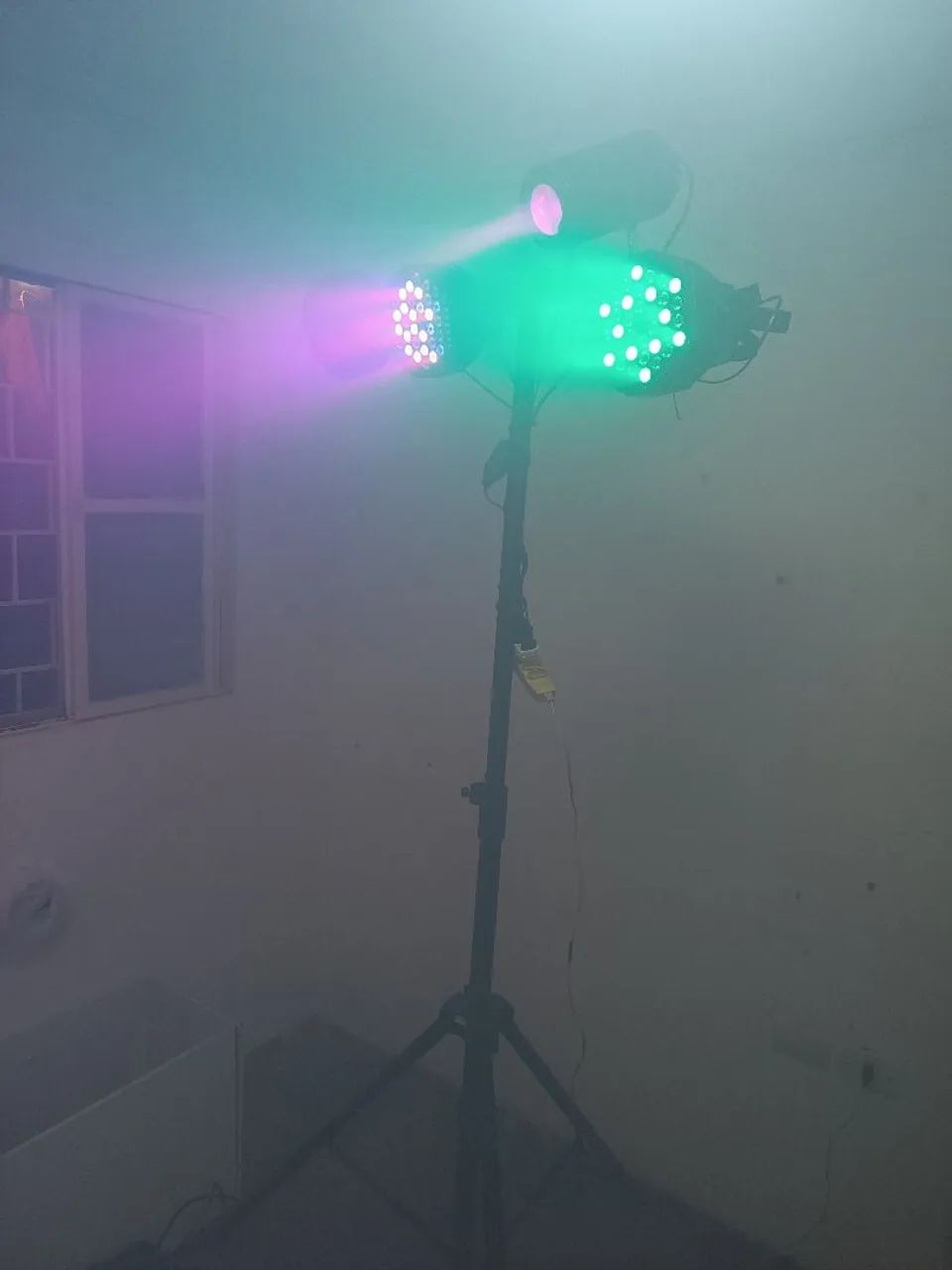 Iluminação dj - Foto 2