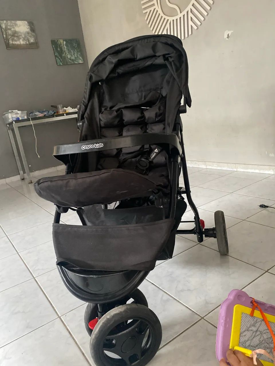 Vende se carrinho de bebê em ótimo estado 