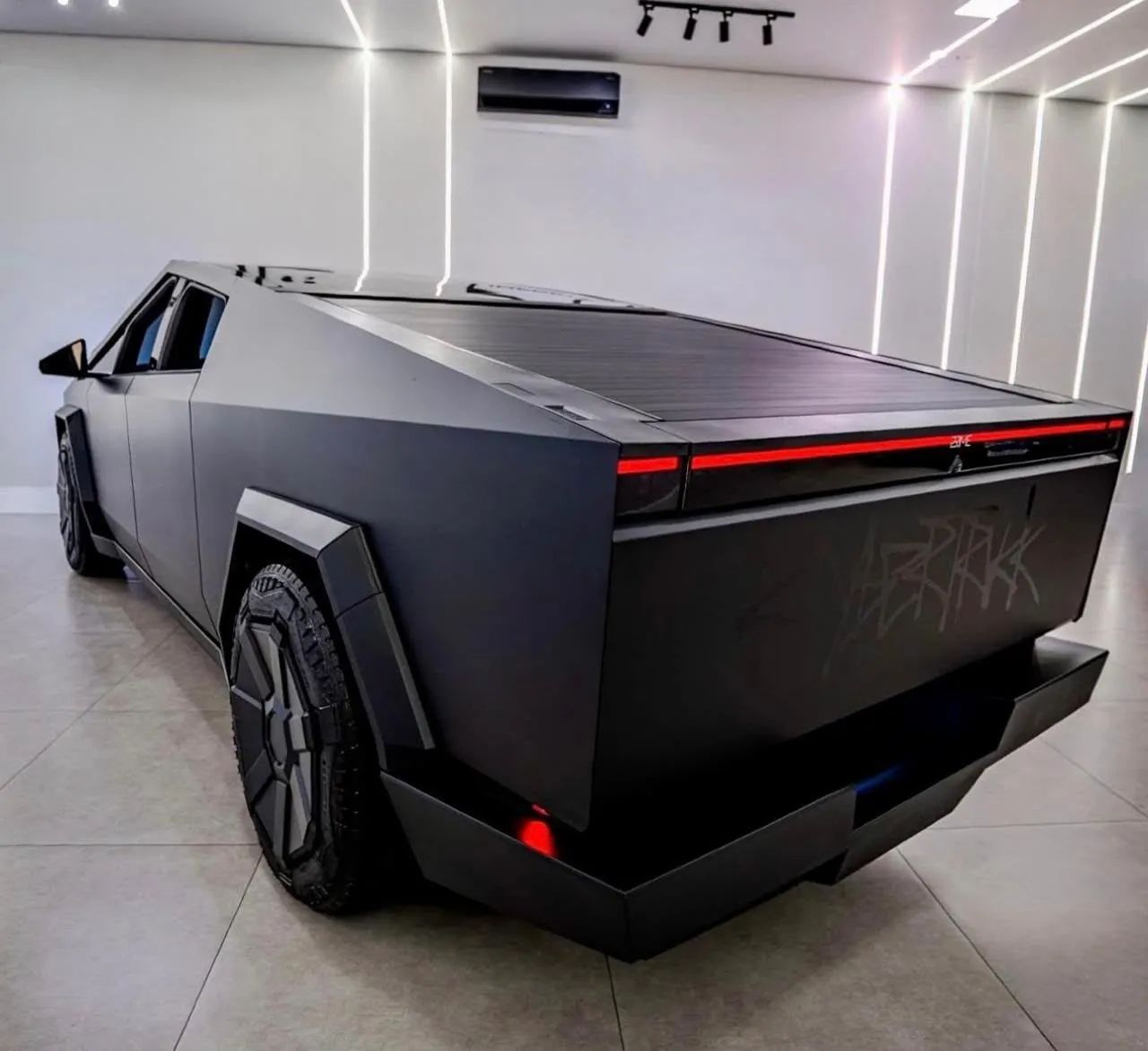 Tesla Cybertruck  - Foto 5