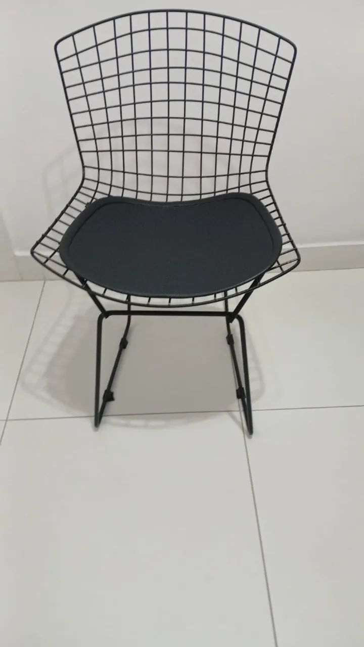 Conjunto de 4 cadeiras modelo Harry Bertoia - Foto 2