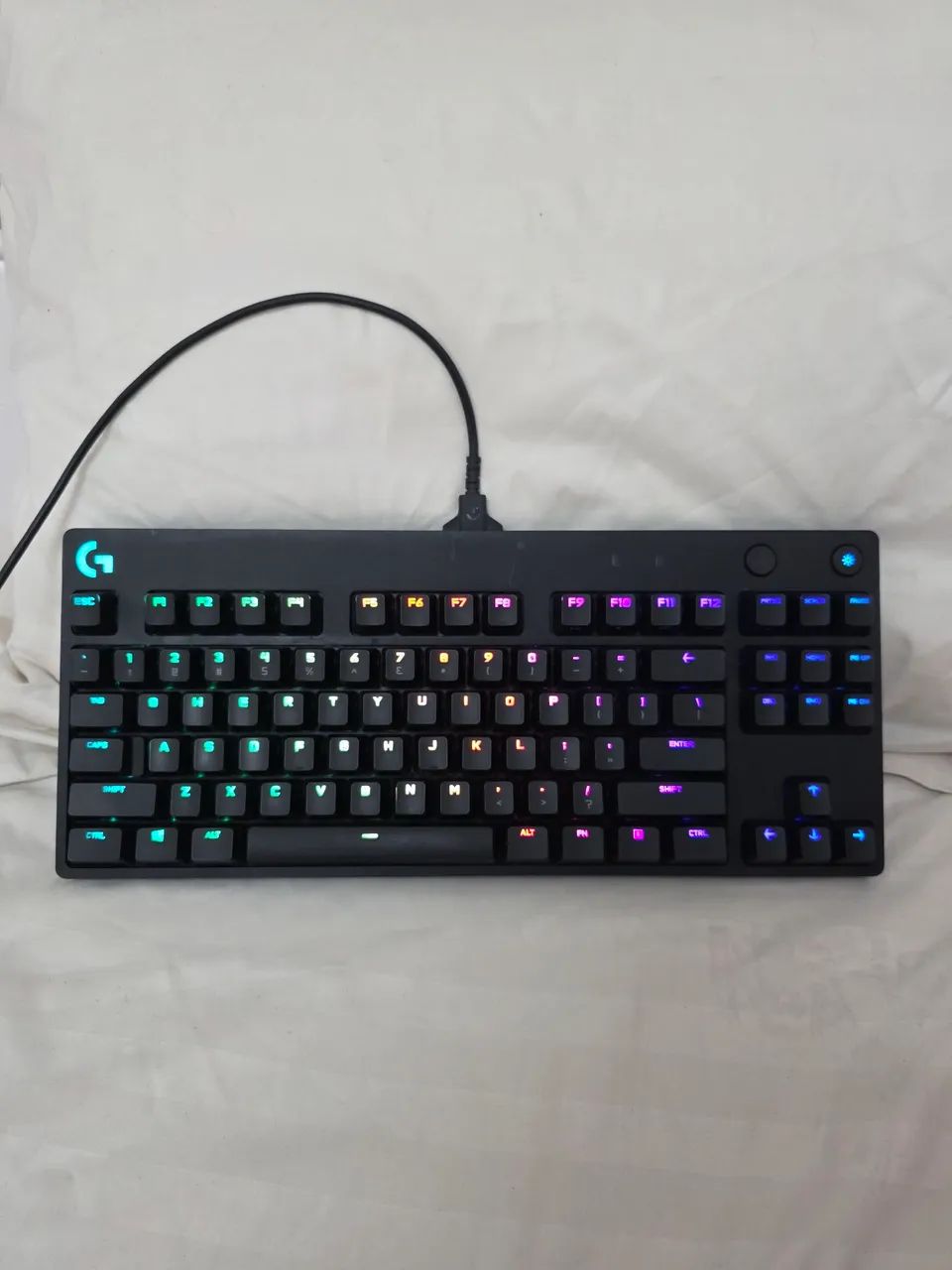 Logitech G TKL RGB mecânico (Switch Azul) - Foto 3