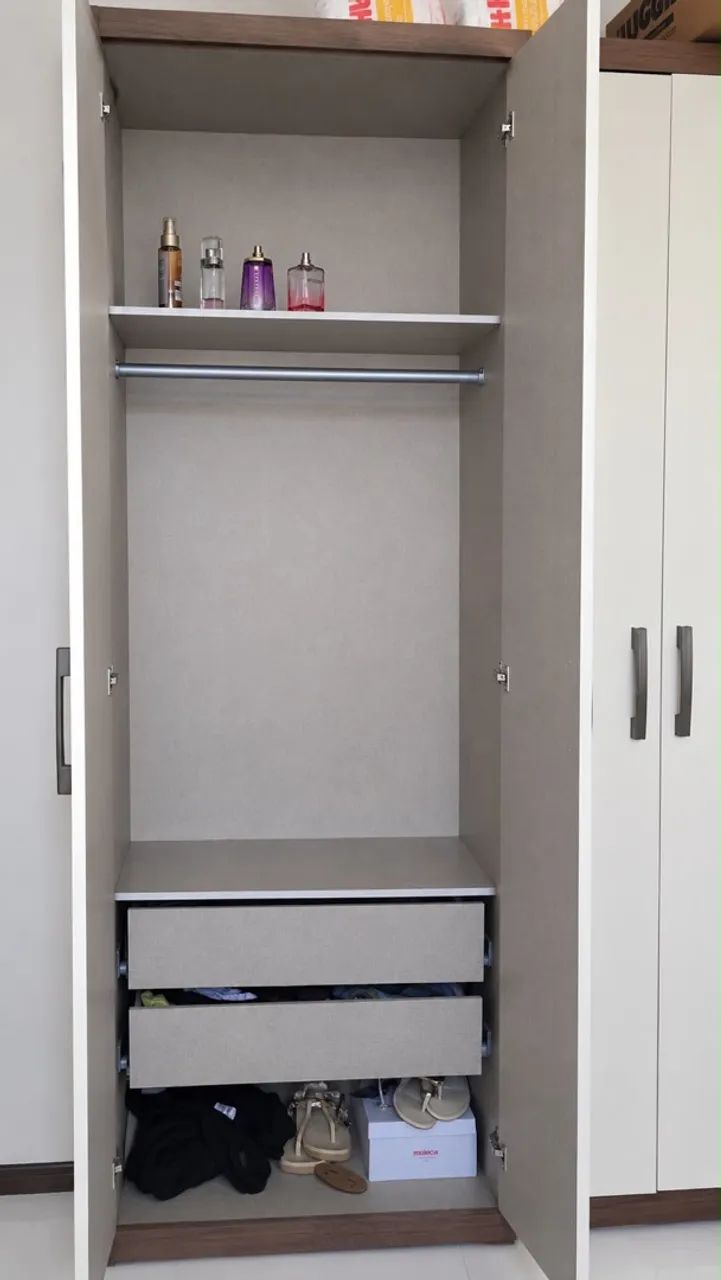 Guarda roupa 06 portas  - Foto 2