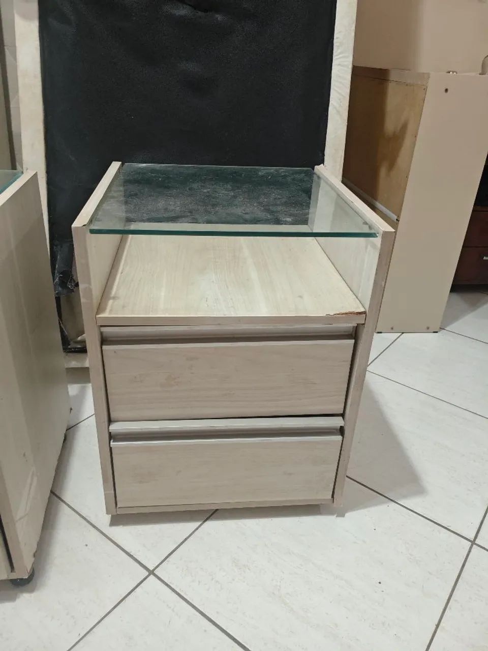Criado mudo 