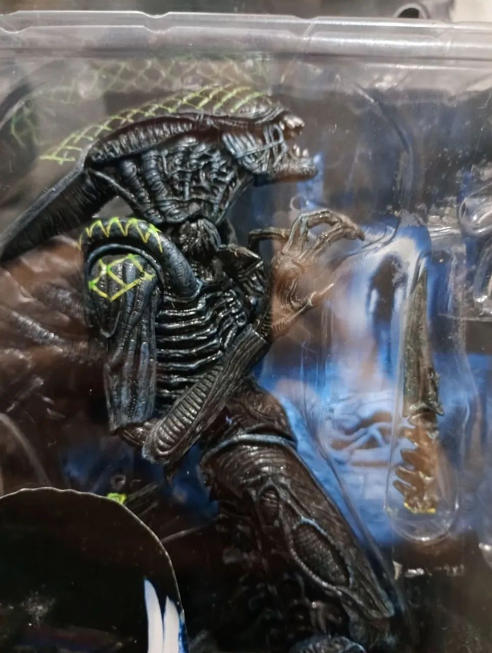 Vendo um box com Alien vs predador  - Foto 3