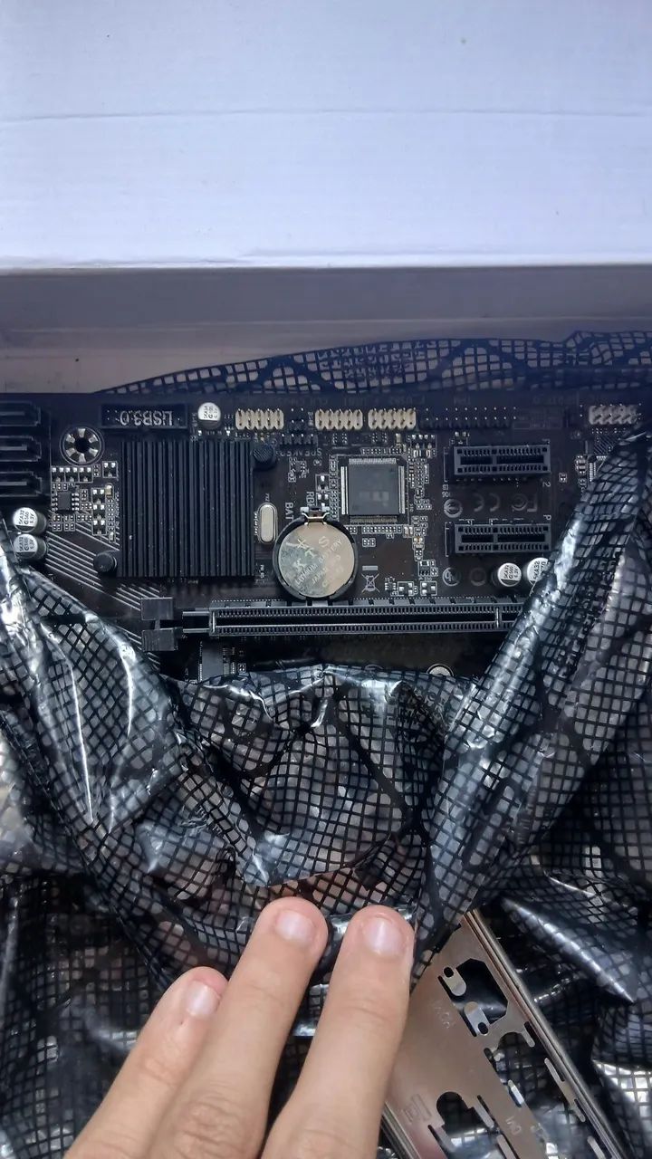Placa mãe 100% funcionando, perfeita, sem defeitos. - Foto 3