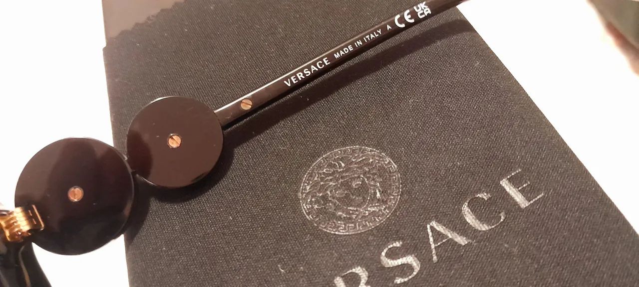Vendo óculos Versace "usado em duas ocasiões" original em excelente estado. - Foto 5